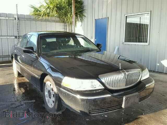 Photo 2LNBL8CV3BX757805 - LINCOLN TOWNCAR 2011