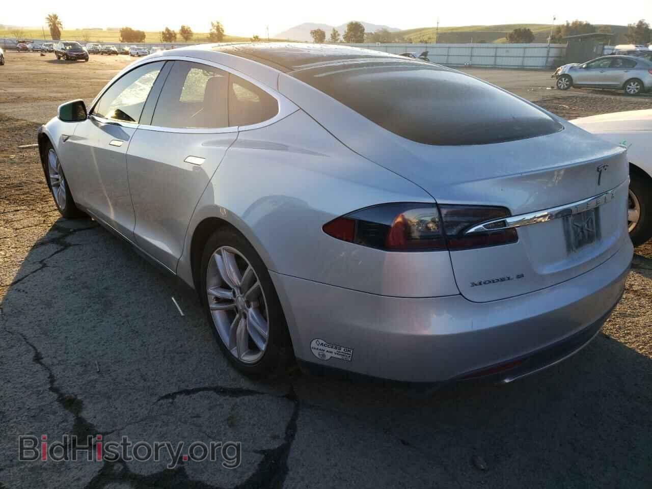 2013 TESLA MODEL S - VIN: 5YJSA1CN4DFP06088 - Photo 2