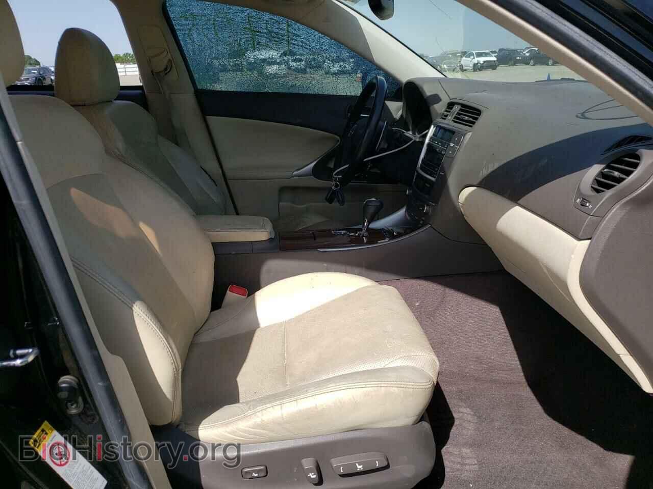 2010 LEXUS IS - VIN: JTHBF5C25A5114872 - Photo 5
