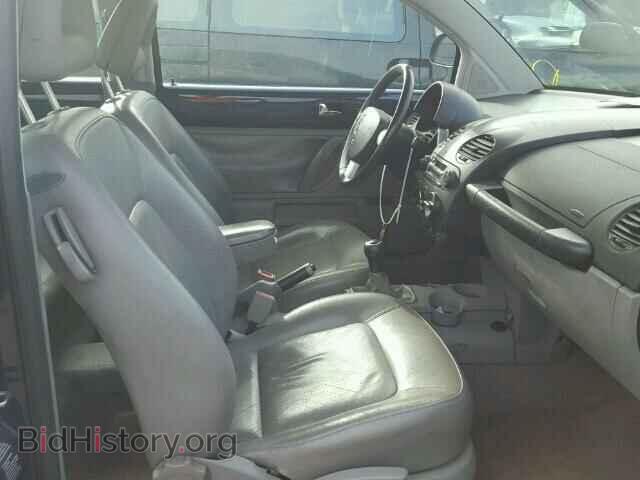 2000 VOLKSWAGEN BEETLE - VIN: 3VWCC21C8YM441860 - Фото 5