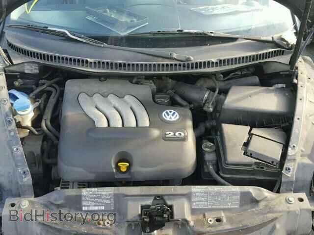 2000 VOLKSWAGEN BEETLE - VIN: 3VWCC21C8YM441860 - Фото 7