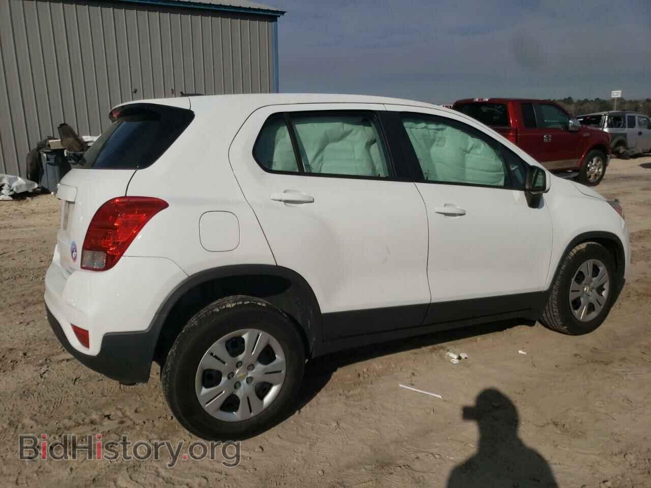 2017 CHEVROLET TRAX - VIN: 3GNCJKSB7HL133249 - Фото 3