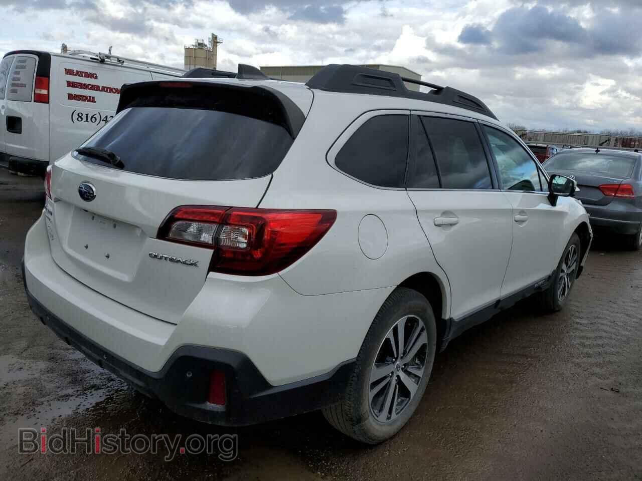 2018 SUBARU OUTBACK - VIN: 4S4BSANCXJ3233519 - Фото 3