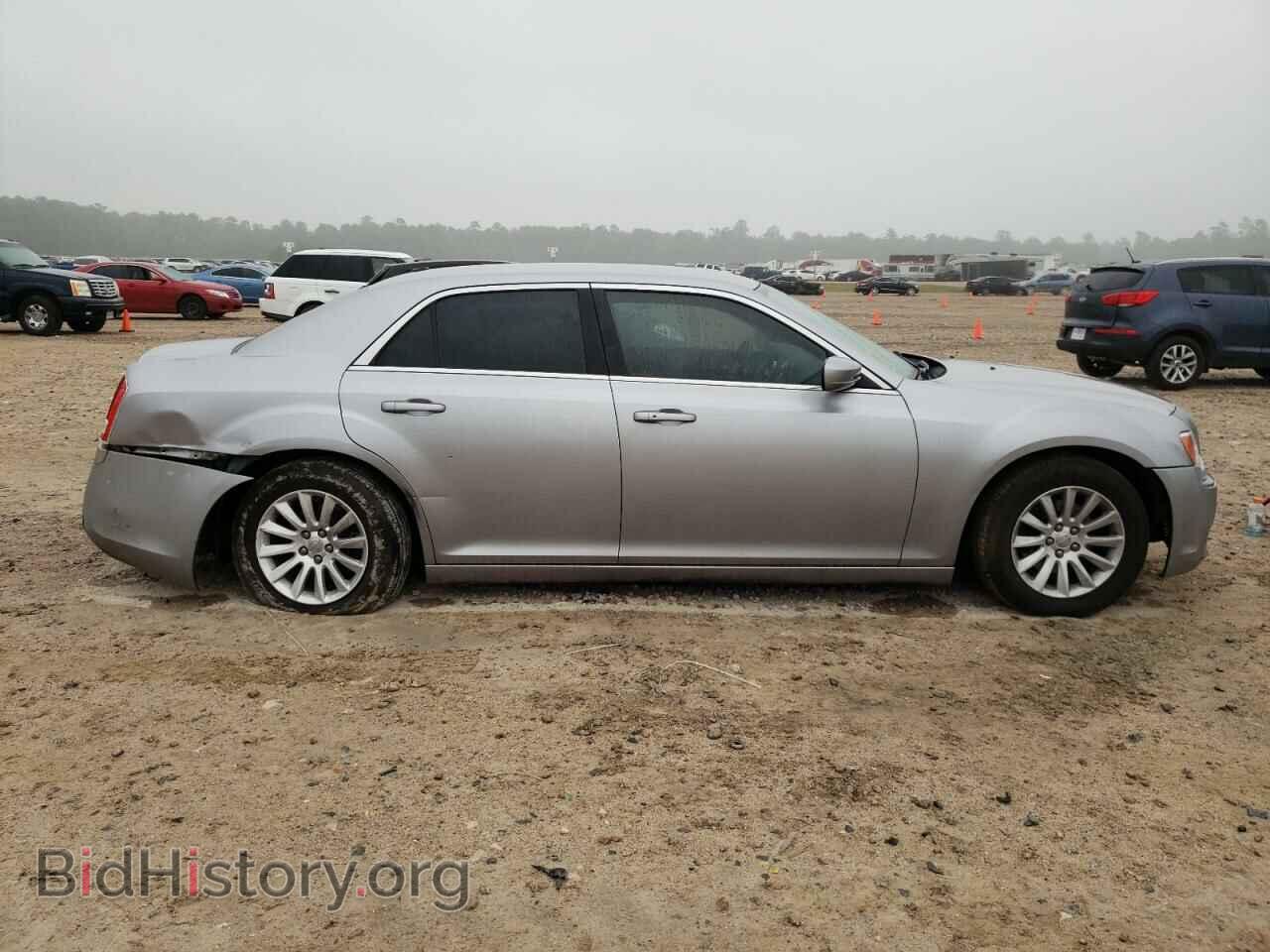 2013 CHRYSLER 300 - VIN: 2C3CCAAG4DH587573 - Фото 9