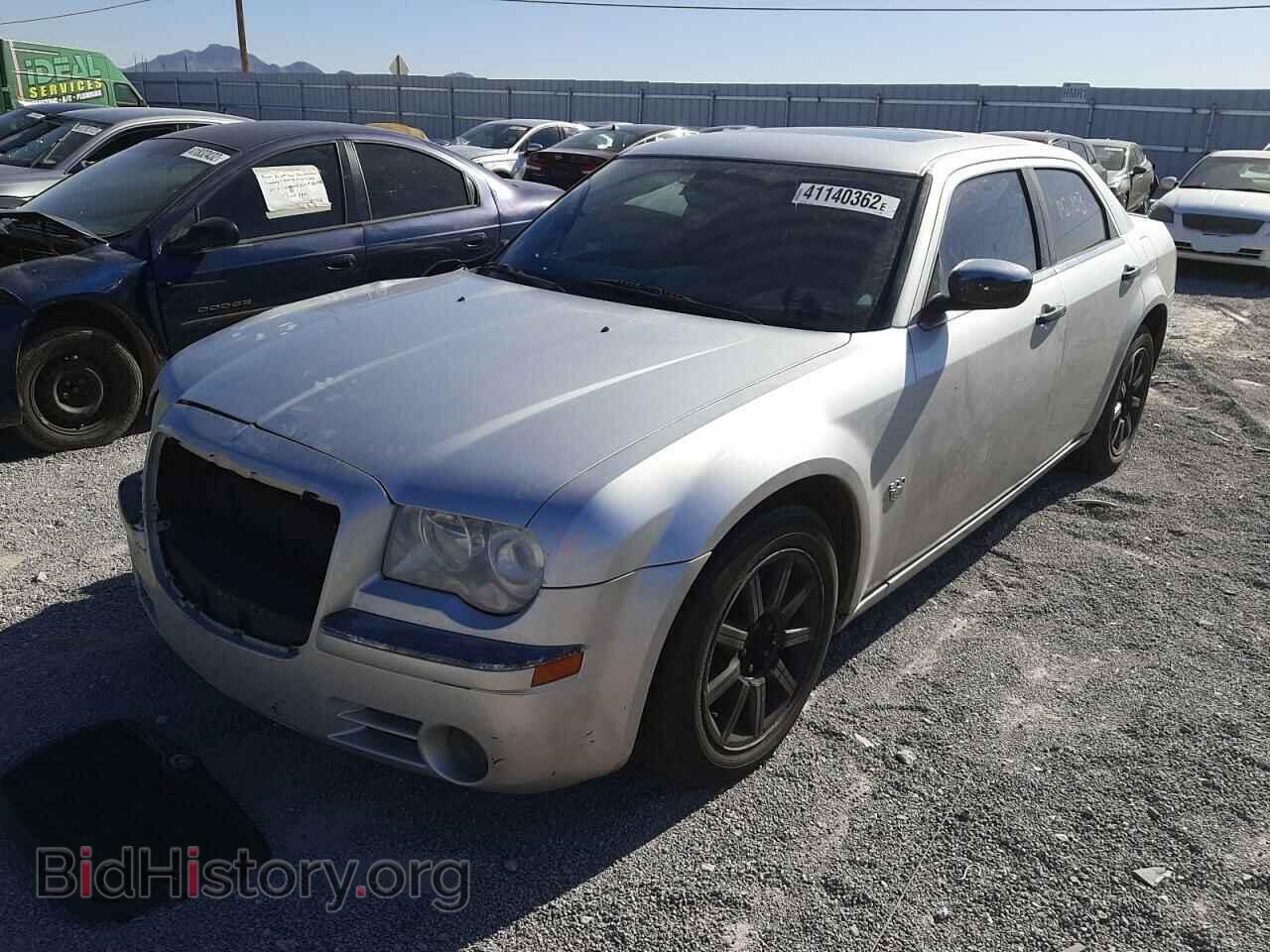 2007 CHRYSLER 300 - VIN: 2C3KA63H37H898159 - Фото 2