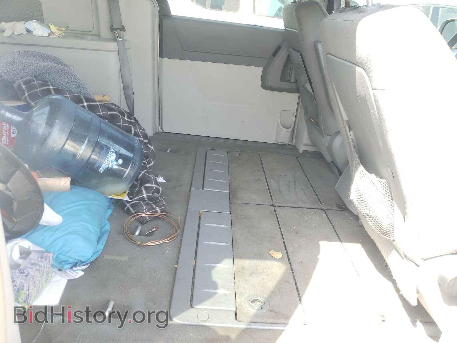 2009 CHRYSLER MINIVAN - VIN: 2A8HR44E79R570093 - Фото 6