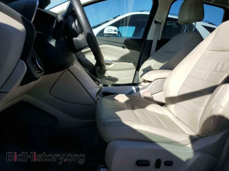 2013 Ford CMAX (VIN 1FADP5CU0DL516457) — фото 7 из 12