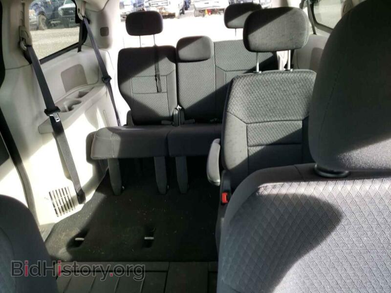 2010 Dodge CARAVAN (VIN 2D4RN5D18AR496930) — photo 10 of 13