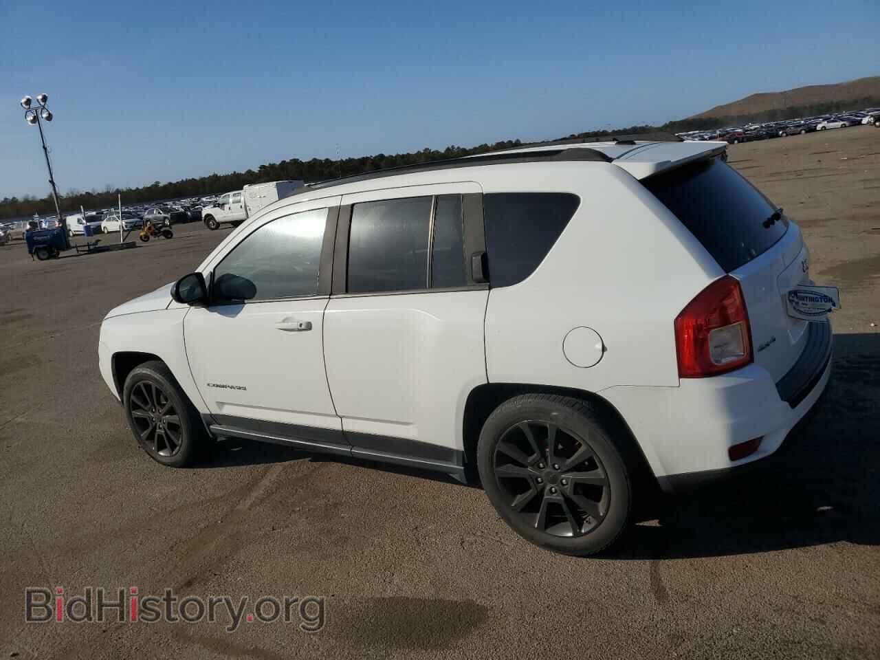 2012 JEEP COMPASS - VIN: 1C4NJDEB7CD698012 - Photo 2
