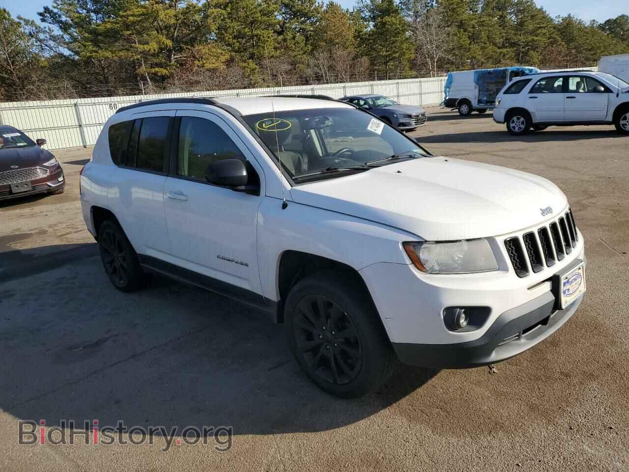 2012 JEEP COMPASS - VIN: 1C4NJDEB7CD698012 - Photo 4