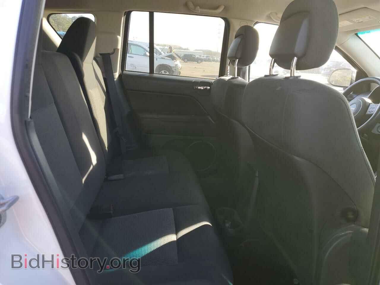 2012 JEEP COMPASS - VIN: 1C4NJDEB7CD698012 - Photo 10