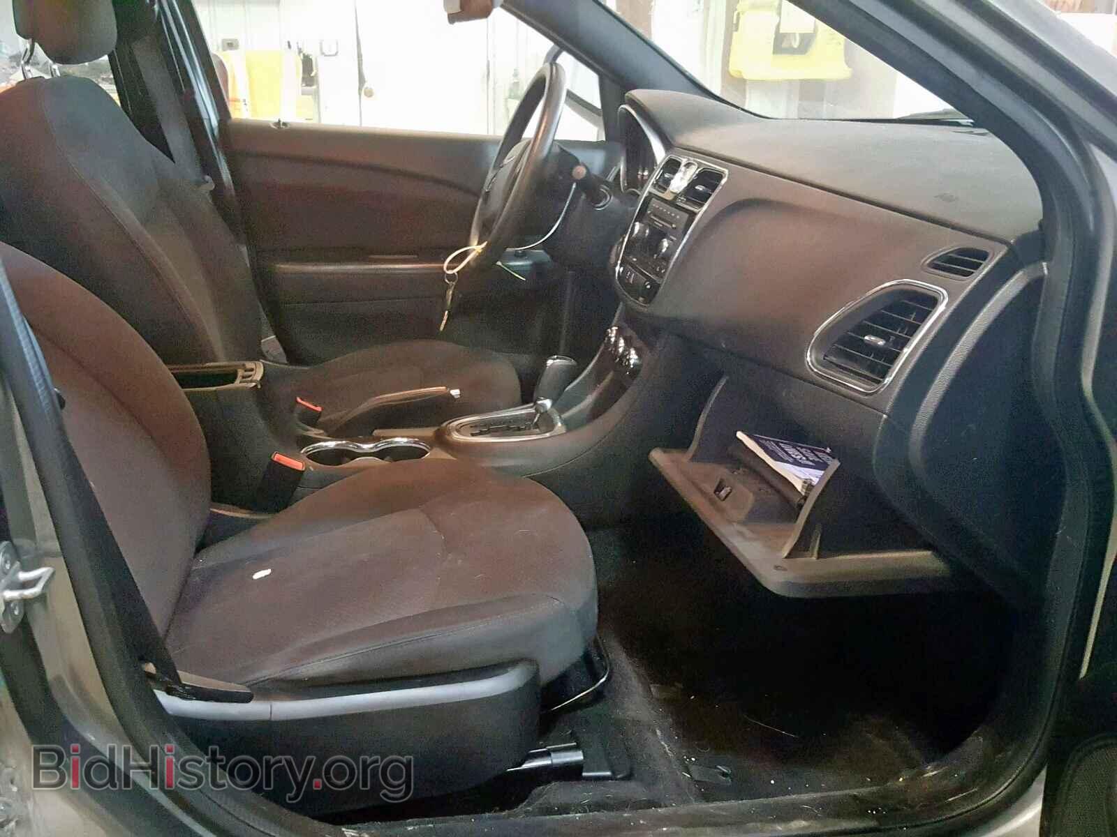 2013 CHRYSLER 200 - VIN: 1C3CCBAB2DN640241 - Photo 5