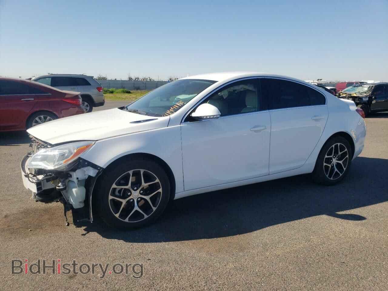 Photo 2G4GL5EX4H9104173 - BUICK REGAL 2017