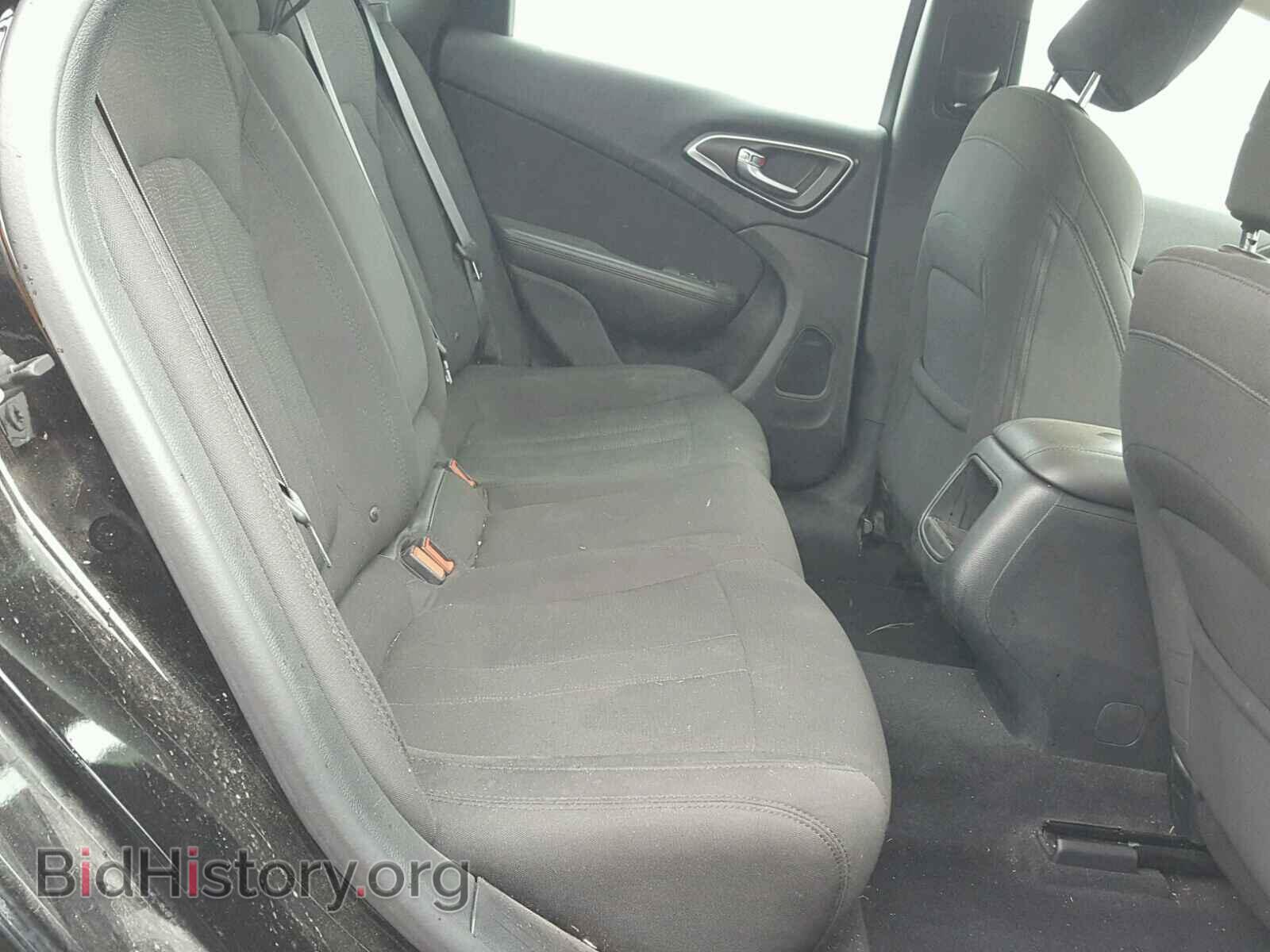 2016 CHRYSLER 200 - VIN: 1C3CCCAB1GN151727 - Фото 6