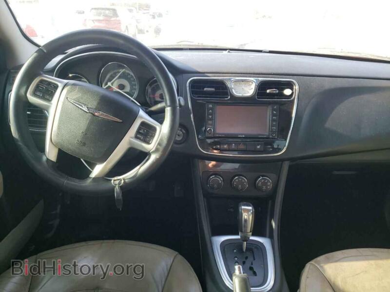 2013 Chrysler 200 (VIN 1C3CCBCG2DN523316) — photo 8 of 12