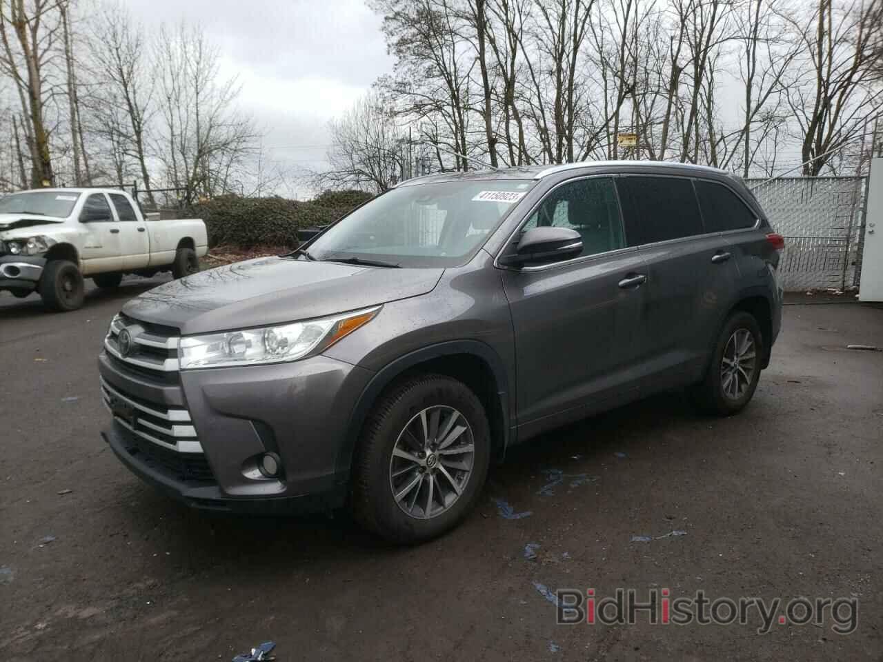 Photo 5TDJZRFH3JS886163 - TOYOTA HIGHLANDER 2018