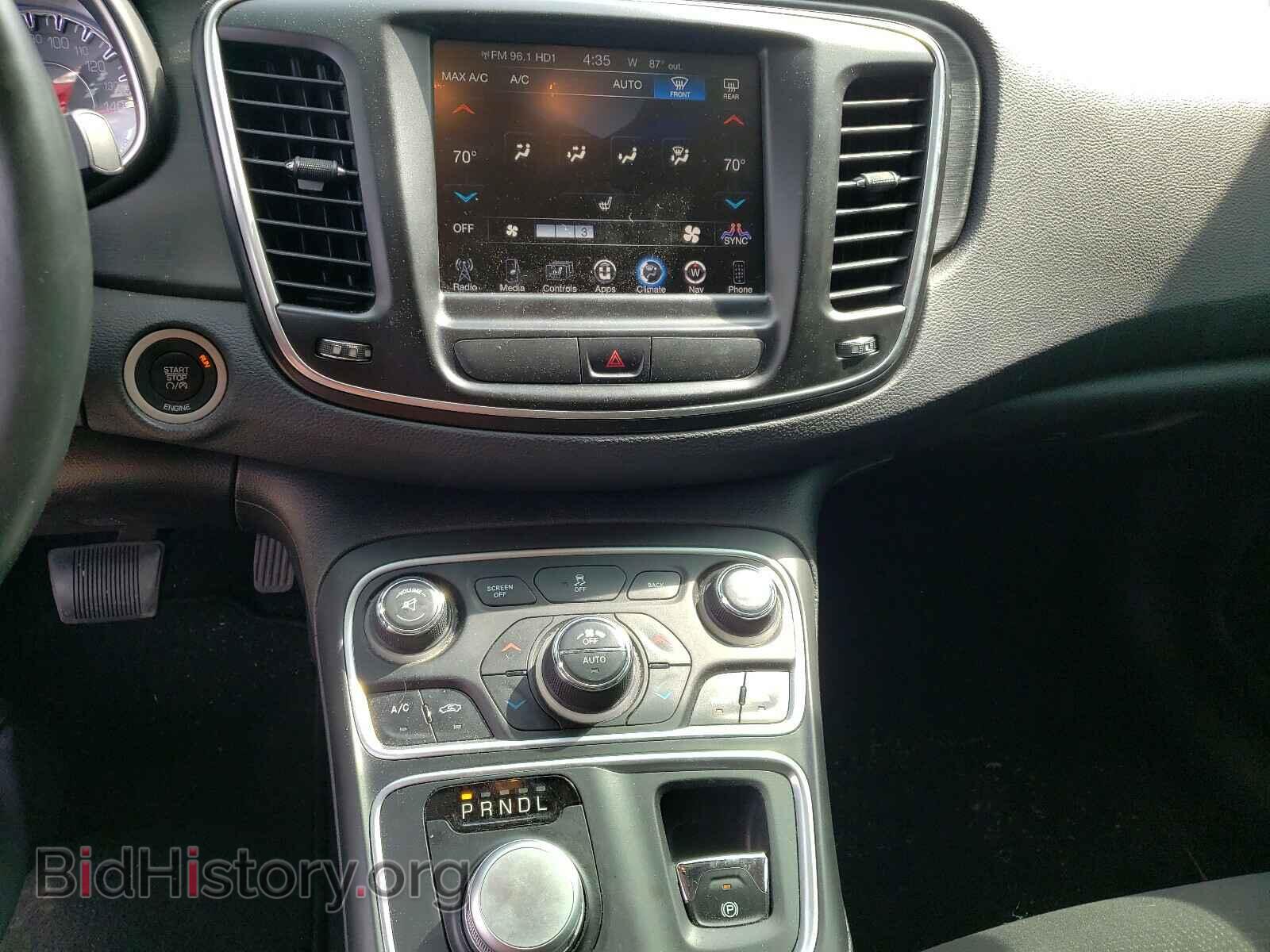 2015 CHRYSLER 200 - VIN: 1C3CCCABXFN609604 - Фото 9