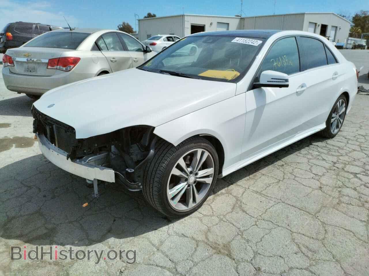 2015 MERCEDES-BENZ E-CLASS - VIN: WDDHF5KB6FB115752 - Фото 2