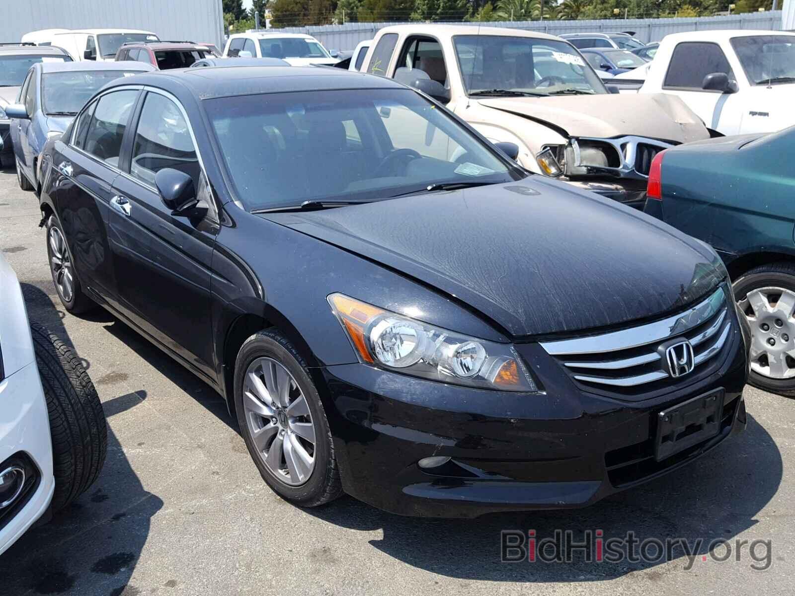 Фотография 1HGCP3F84CA037155 - HONDA ACCORD 2012