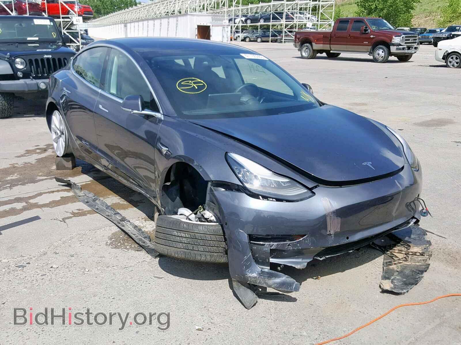 Photo 5YJ3E1EBXJF187040 - TESLA MODEL 3 2018