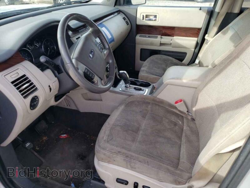 2010 Ford FLEX (VIN 2FMGK5CC4ABA81513) — photo 7 of 12