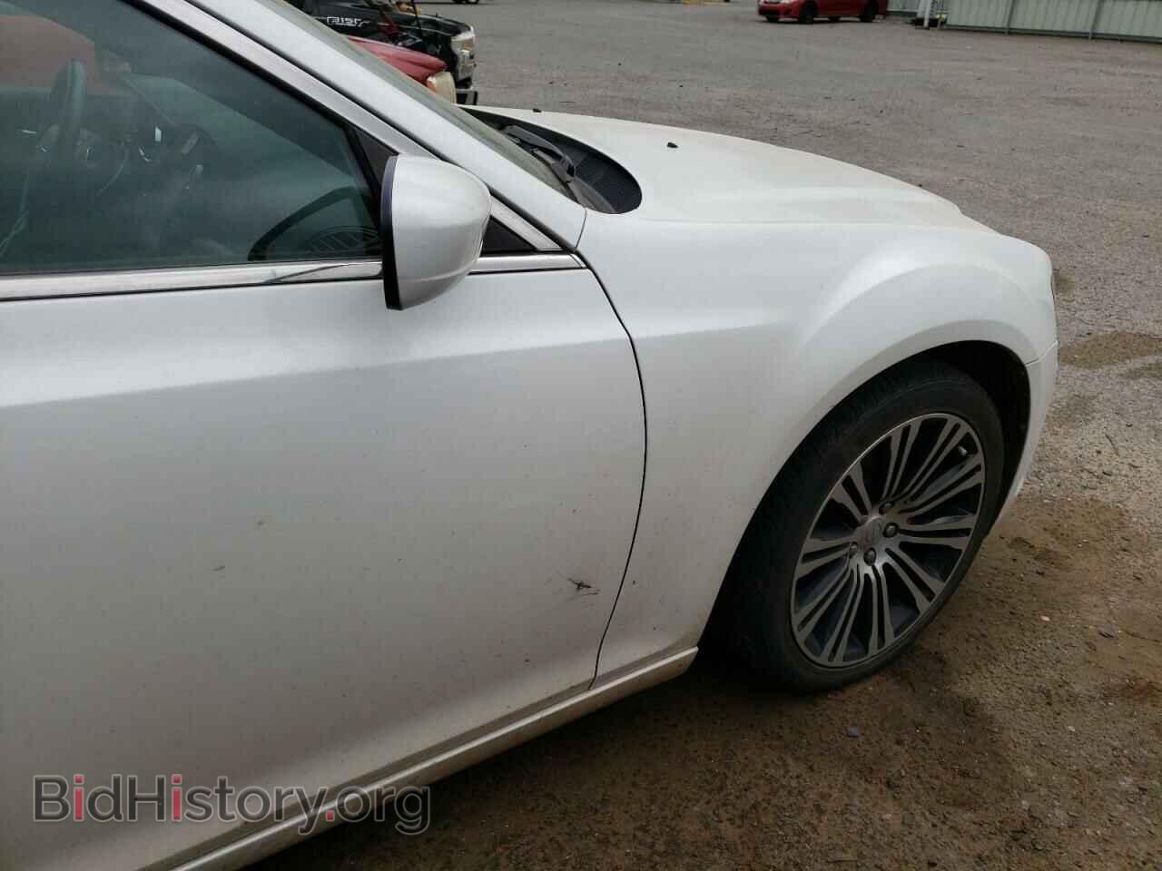 2013 CHRYSLER 300 - VIN: 2C3CCABG2DH685421 - Photo 9