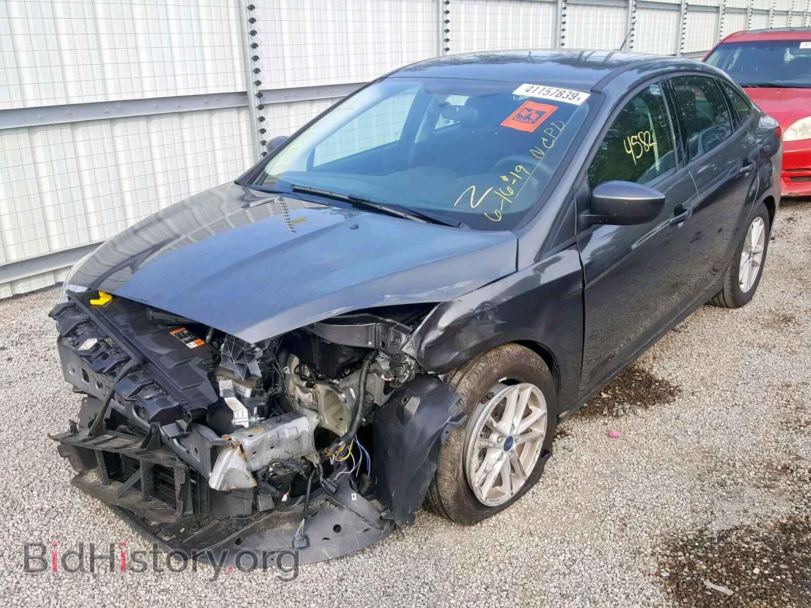 2018 FORD FOCUS SE - VIN: 1FADP3FE5JL299217 - Photo 2