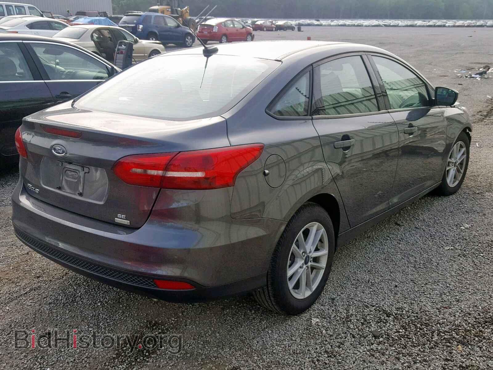 2018 FORD FOCUS SE - VIN: 1FADP3FE5JL299217 - Photo 4