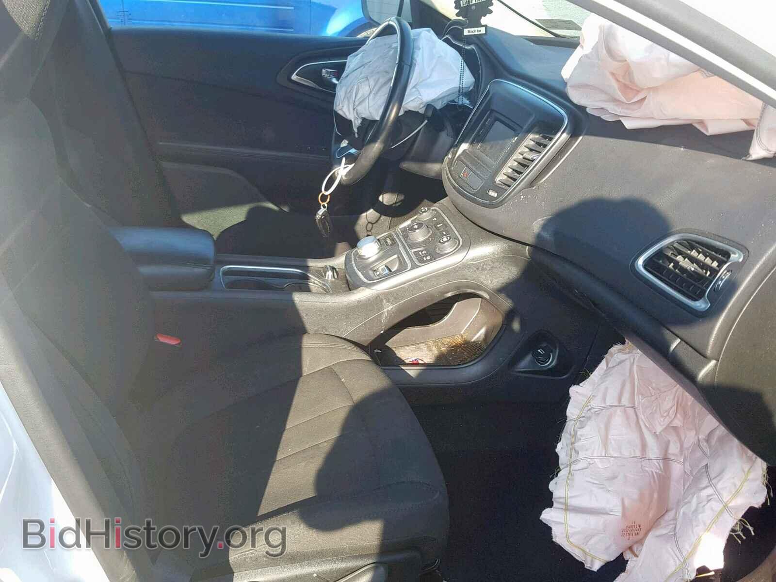 2016 CHRYSLER 200 - VIN: 1C3CCCFB5GN188417 - Photo 5