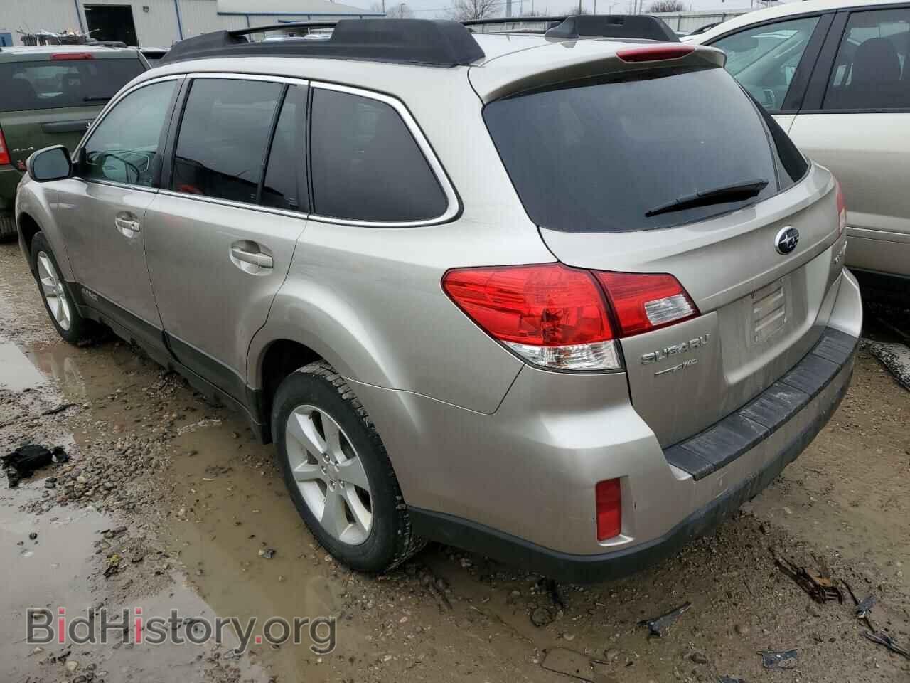 2014 SUBARU OUTBACK - VIN: 4S4BRCCC4E3262093 - Фото 2