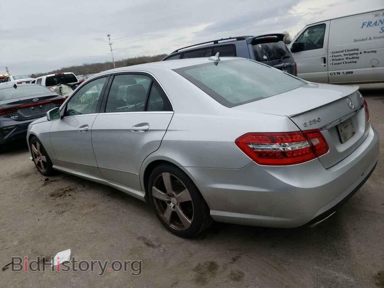 2011 MERCEDES-BENZ E-CLASS - VIN: WDDHF8HBXBA463983 - Фото 2
