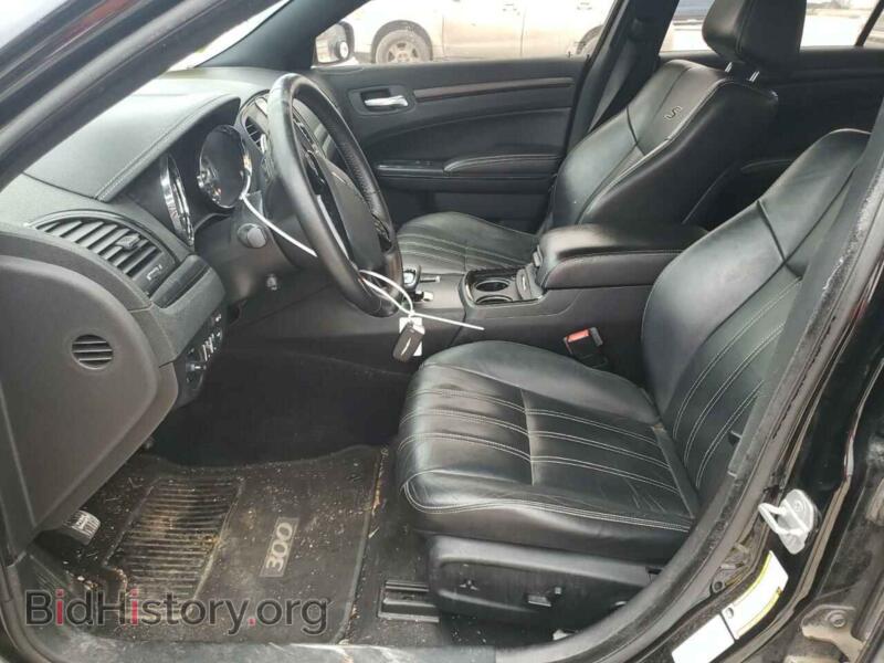 2012 Chrysler 300 (VIN 2C3CCABG5CH216774) — фото 7 из 12