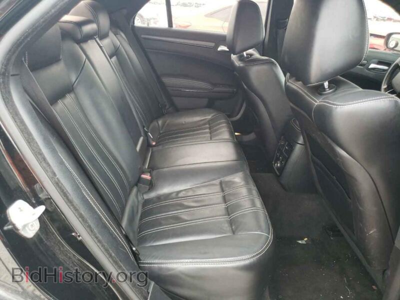 2012 Chrysler 300 (VIN 2C3CCABG5CH216774) — фото 10 из 12
