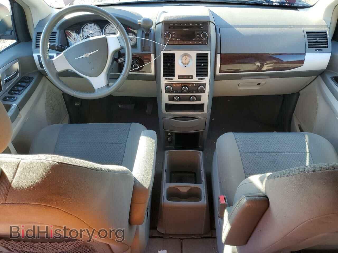 2010 CHRYSLER MINIVAN - VIN: 2A4RR5D14AR358880 - Фото 8