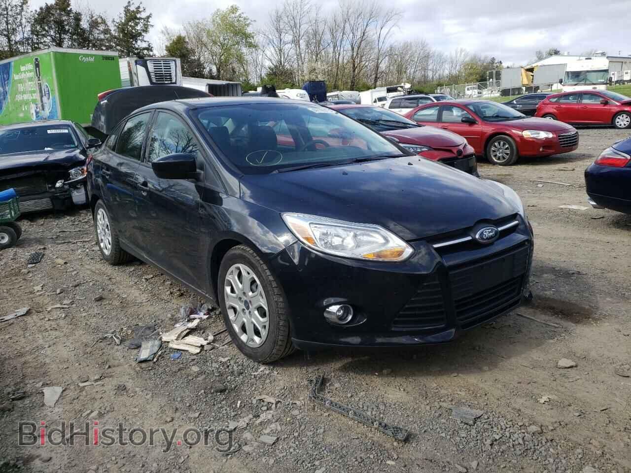 Photo 1FAHP3F28CL413902 - FORD FOCUS 2012