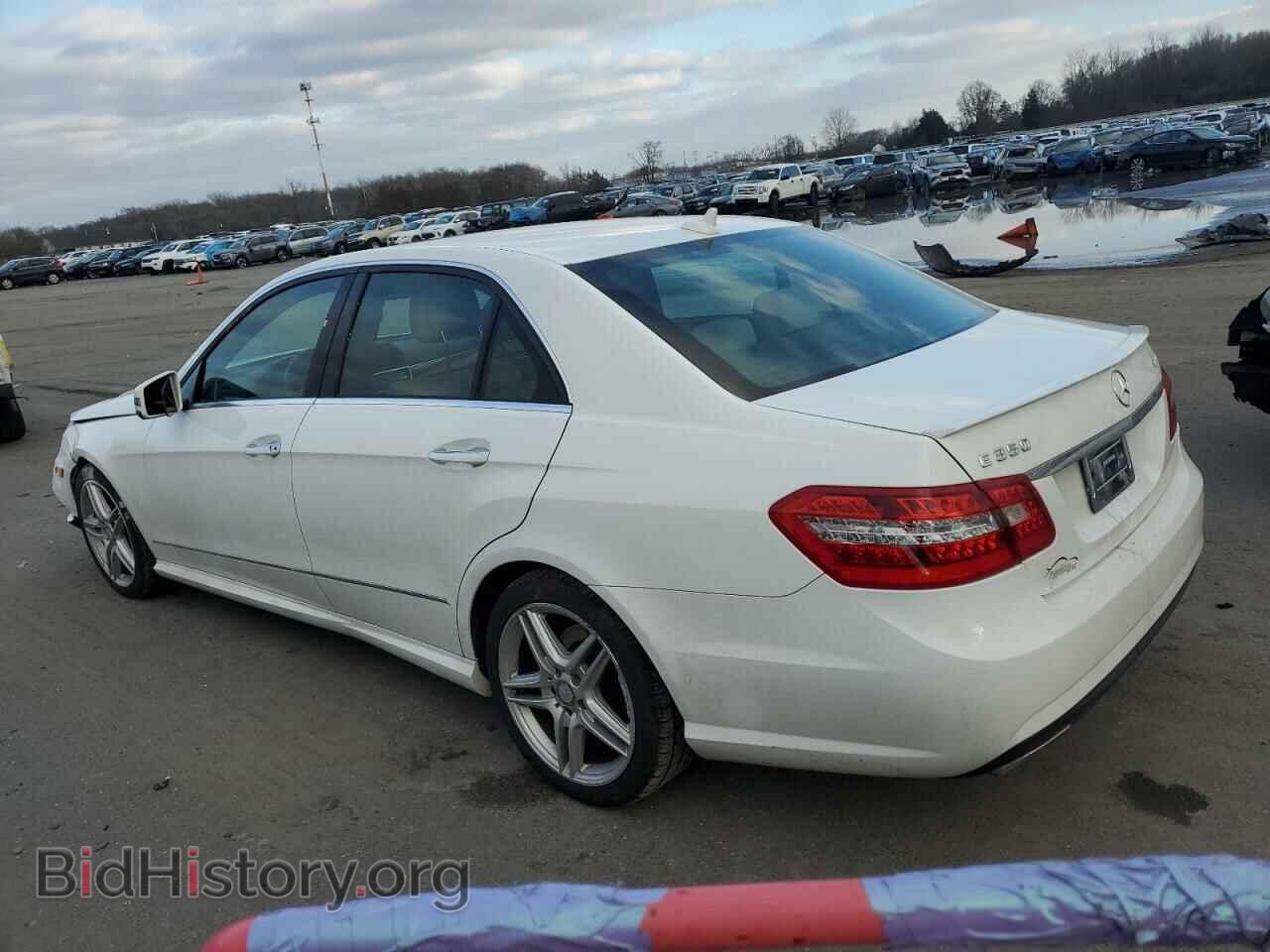 2013 MERCEDES-BENZ E-CLASS - VIN: WDDHF8JB0DA732456 - Фото 2