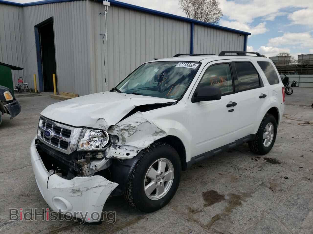 2011 FORD ESCAPE - VIN: 1FMCU0DG1BKC12255 - Фото 2