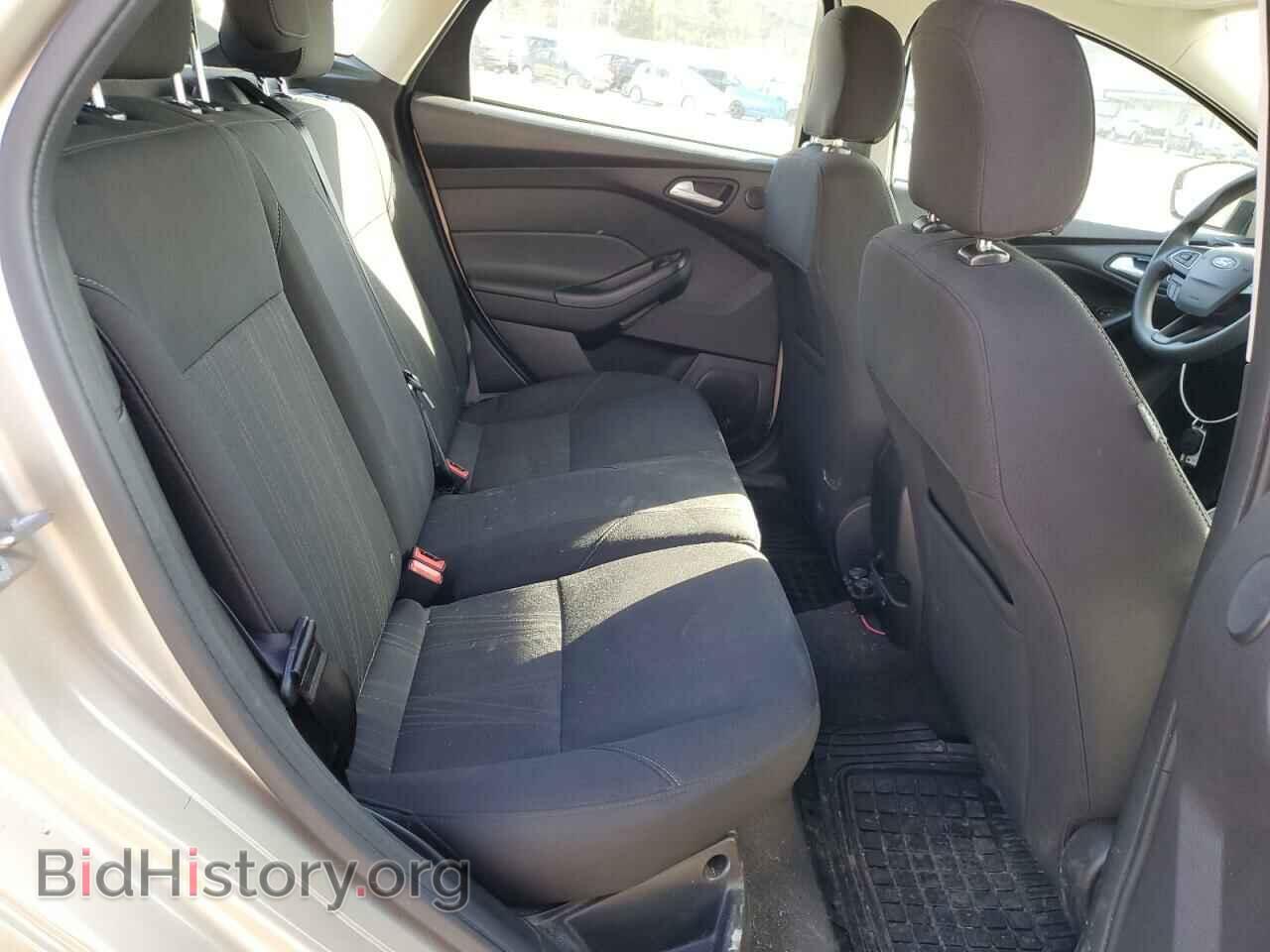 2017 FORD FOCUS - VIN: 1FADP3M22HL332015 - Photo 10