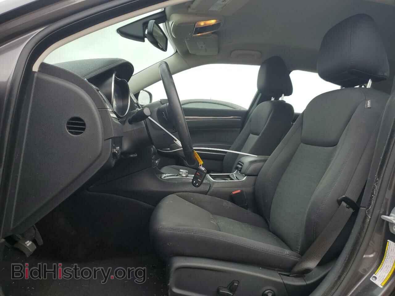 2019 CHRYSLER 300 - VIN: 2C3CCAAG7KH501041 - Фото 7