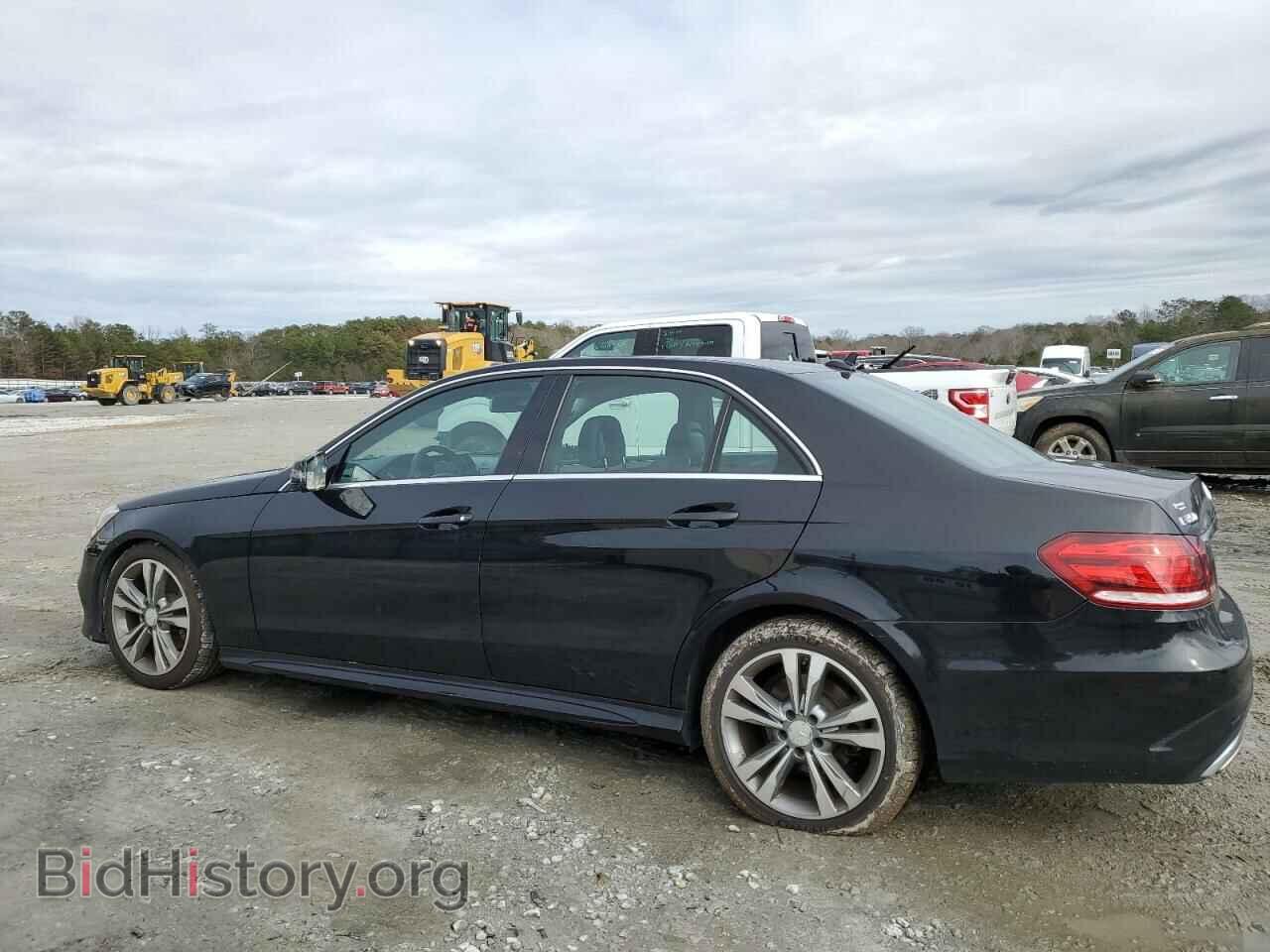 2014 MERCEDES-BENZ E-CLASS - VIN: WDDHF5KB1EA872515 - Фото 2