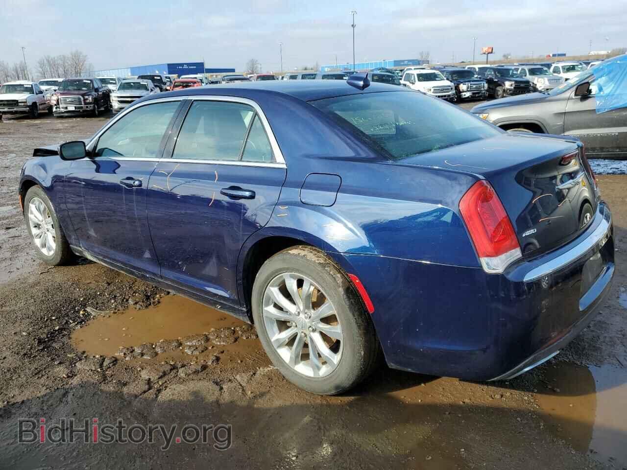 2016 CHRYSLER 300 - VIN: 2C3CCARG4GH190857 - Фото 2