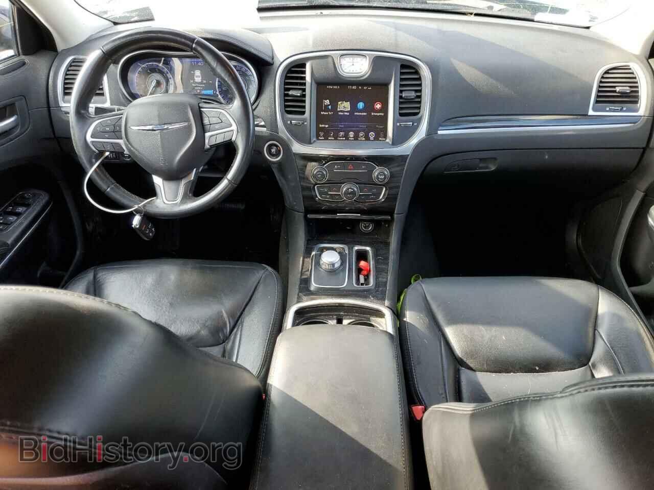 2016 CHRYSLER 300 - VIN: 2C3CCARG4GH190857 - Фото 8