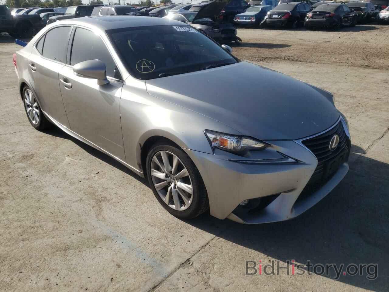 Photo JTHBA1D25G5031568 - LEXUS IS 2016