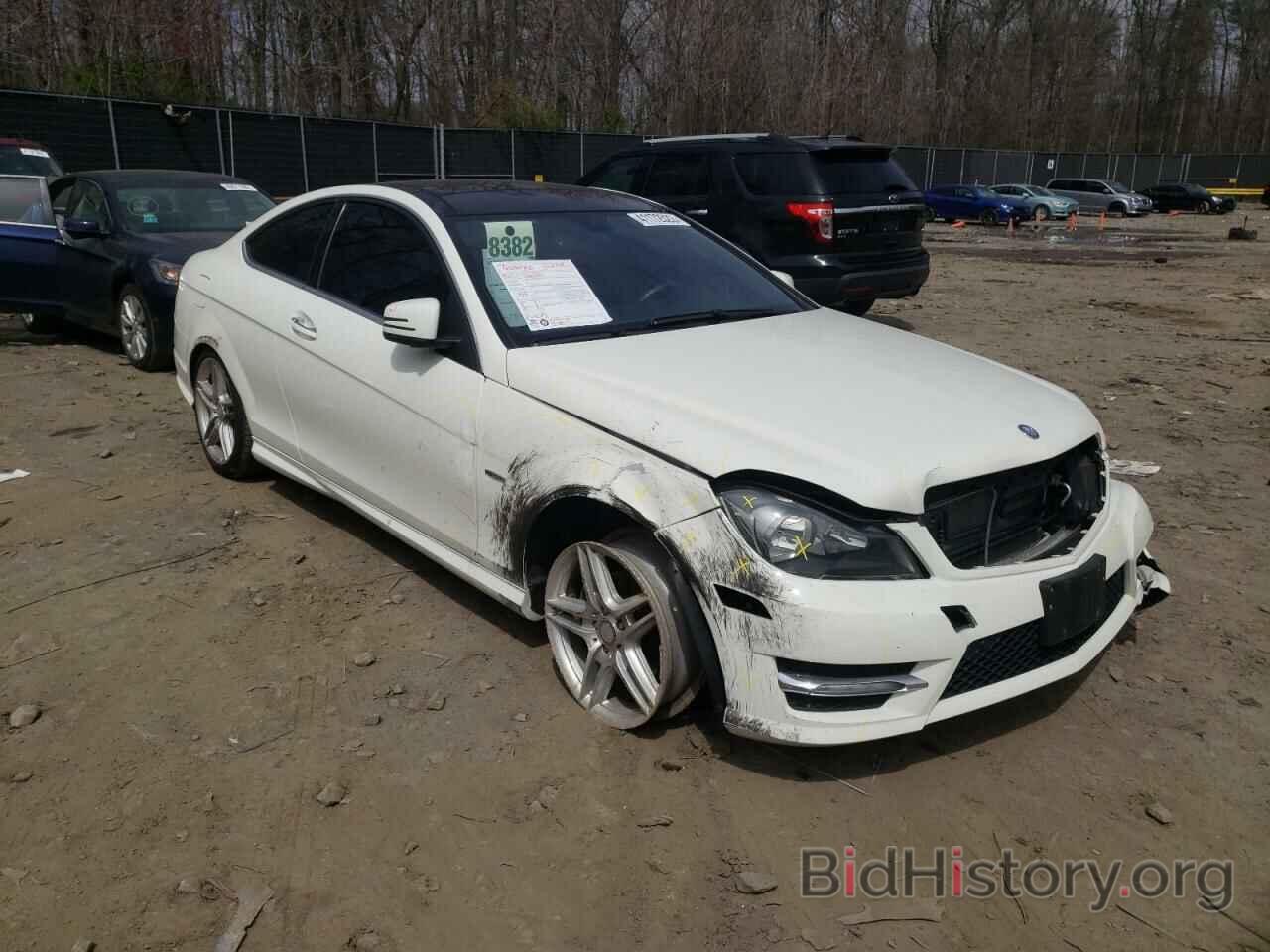 Photo WDDGJ4HB0CF826878 - MERCEDES-BENZ C-CLASS 2012