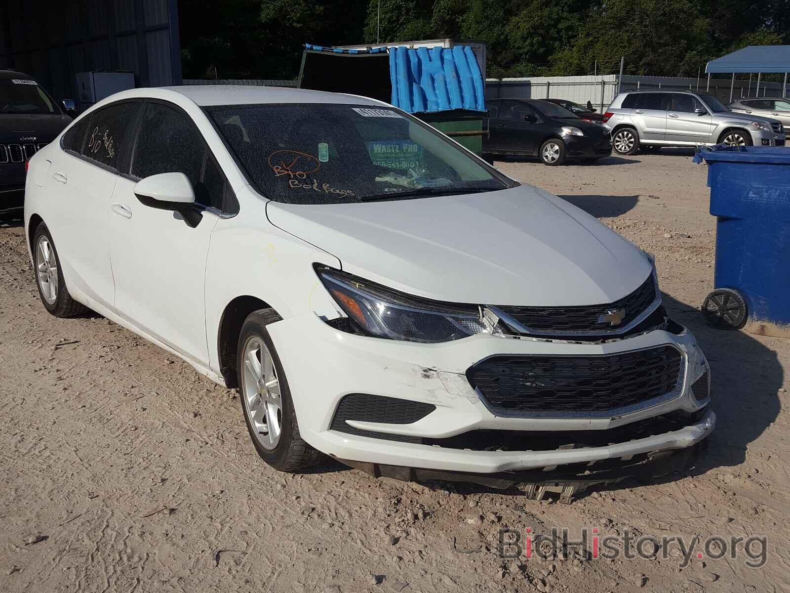 Photo 1G1BE5SM0H7131738 - CHEVROLET CRUZE 2017