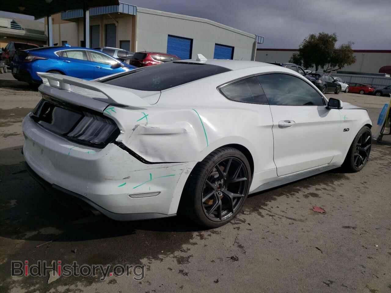 2021 FORD MUSTANG - VIN: 1FA6P8CF1M5119923 - Фото 3