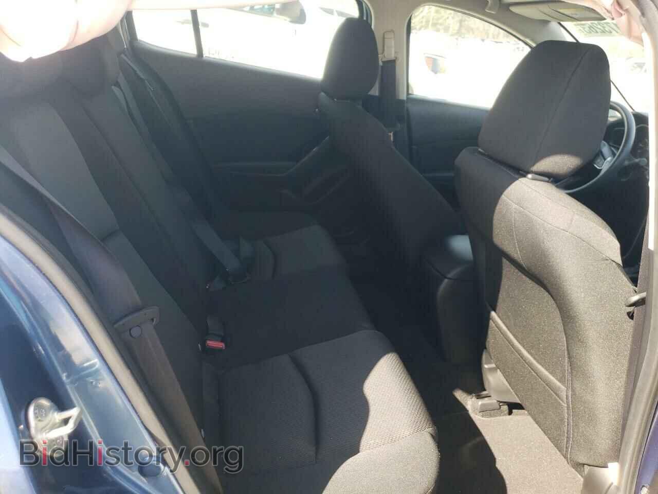2018 MAZDA 3 - VIN: 3MZBN1K70JM241126 - Фото 10