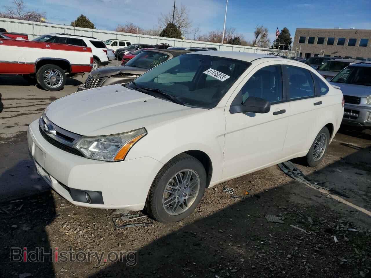 Photo 1FAHP3FN4BW197327 - FORD FOCUS 2011
