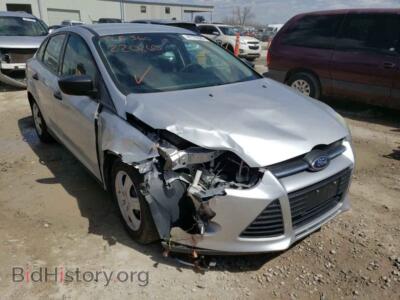 2014 Ford FOCUS Focus S, серебристый — VIN 1FADP3E20EL220260, Copart