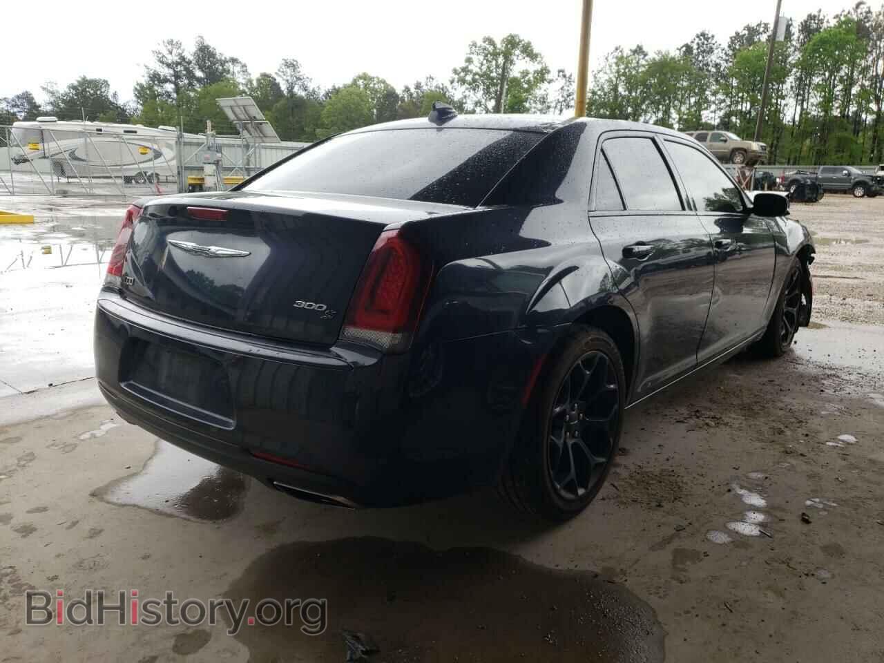 2019 CHRYSLER 300 - VIN: 2C3CCABG8KH537903 - Фото 4